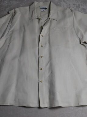 Columbia Men’s Short-Sleeve Button-Down Shirt — kawki